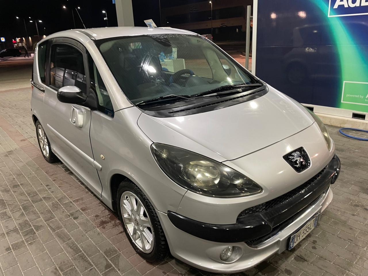 PEUGEOT 1007 1.6 BENZINA CAMBIO AUTOMATICO NEOPATENTATI 2007.