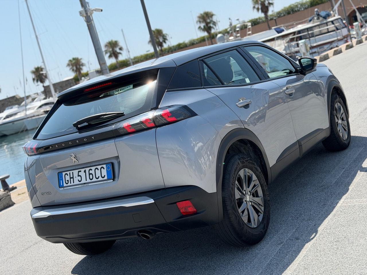Peugeot 2008 BlueHDi 1.6 HDI 110 cv 2022 garanzia 12 mesi
