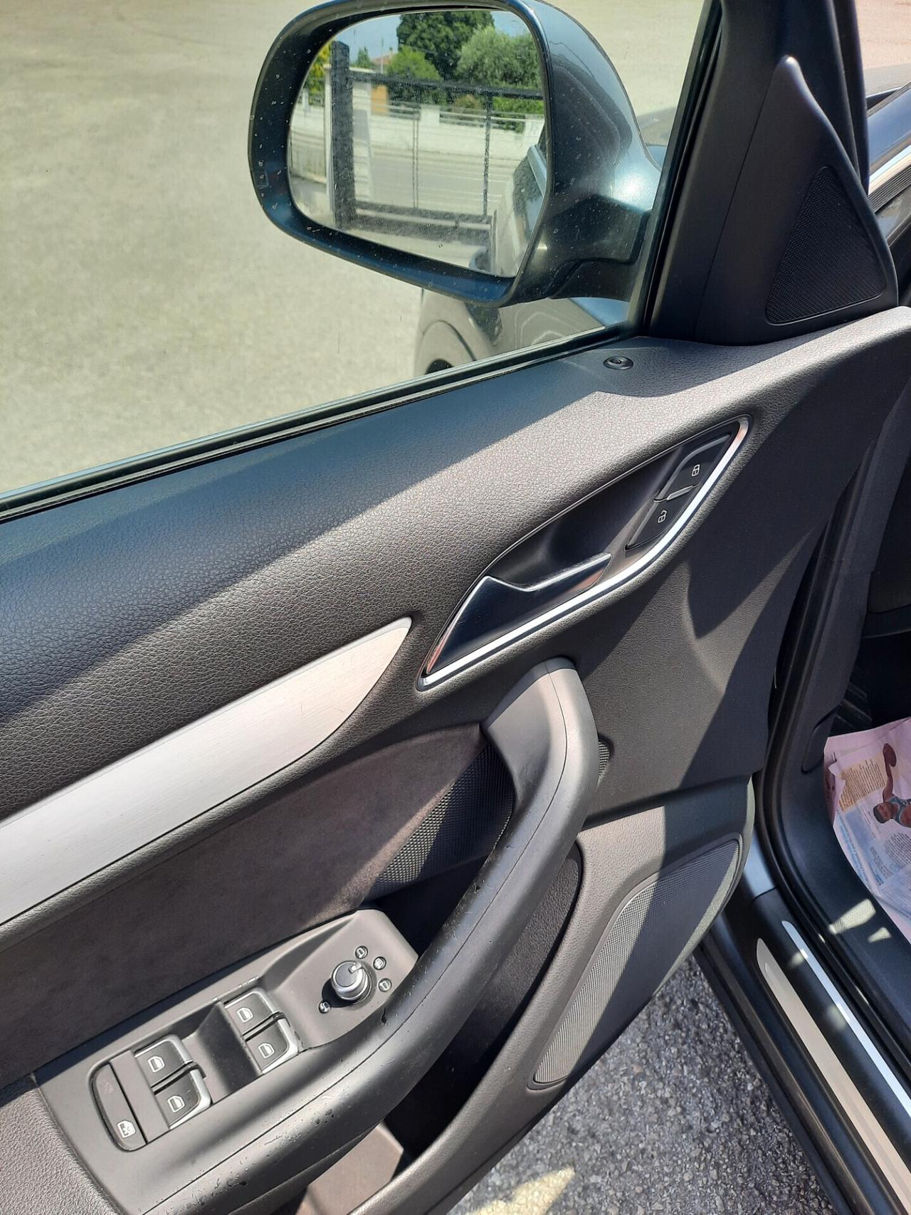 Audi Q3 2.0 TDI S Line Edition