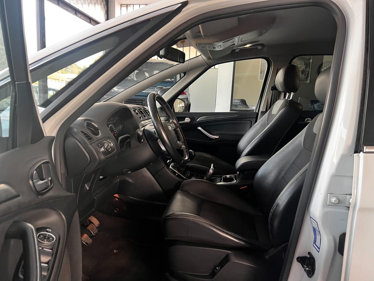 Ford S-Max 2.0 TDCi 163CV Titanium