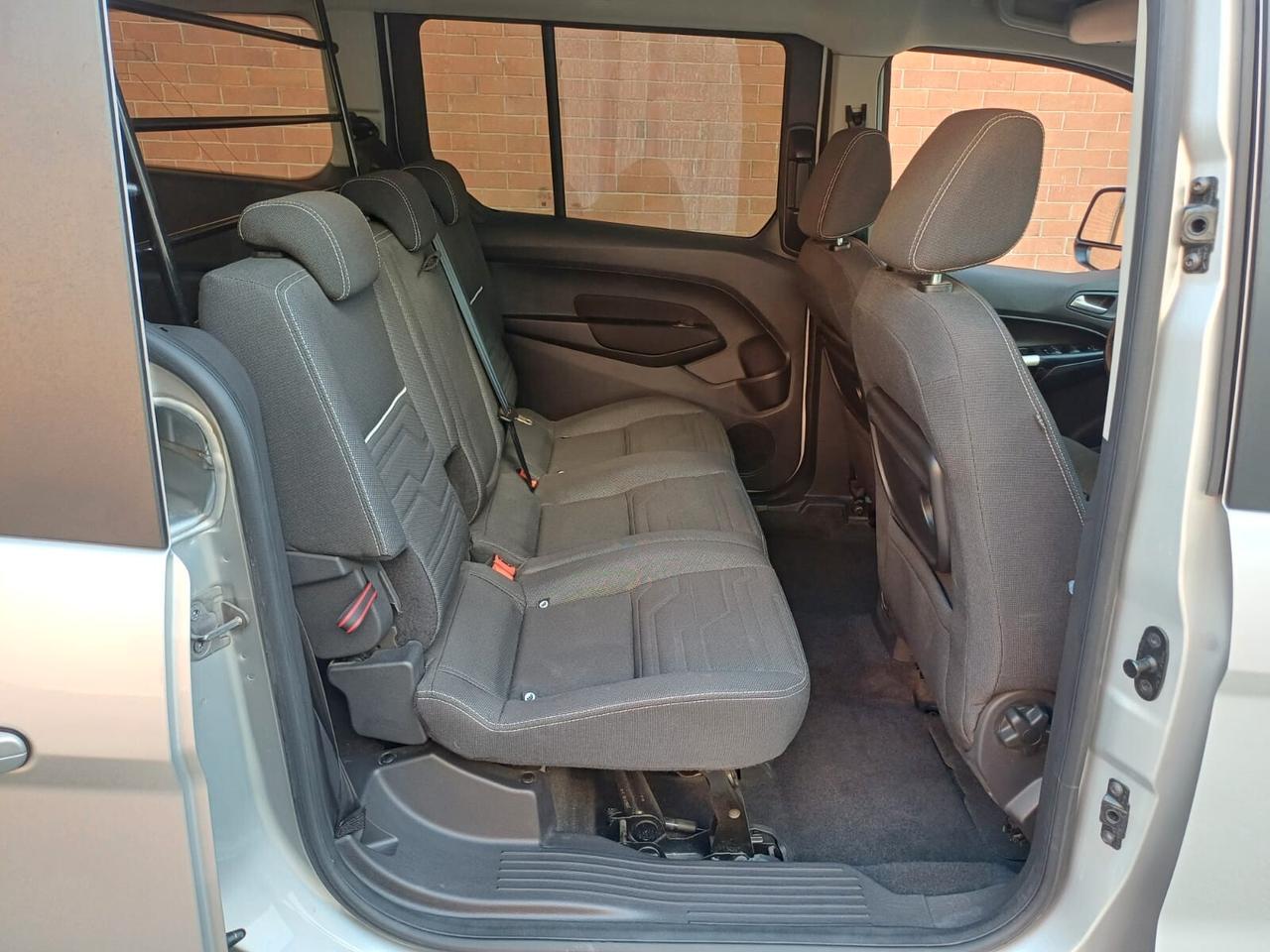 Ford Tourneo Connect Tourneo Connect7 1.5 TDCi 120 CV Titanium
