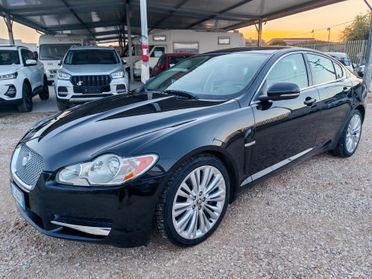 Jaguar XF 3.0 D V6 Luxury