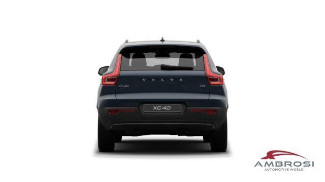 VOLVO XC40 B3 Mild hybrid Benzina Plus Dark