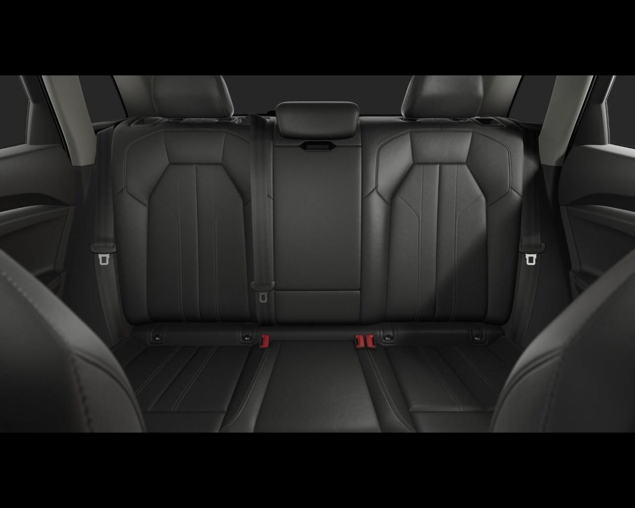 AUDI Audi Q5 SUV Business Advanced TDI quattro 150 kW S tronic