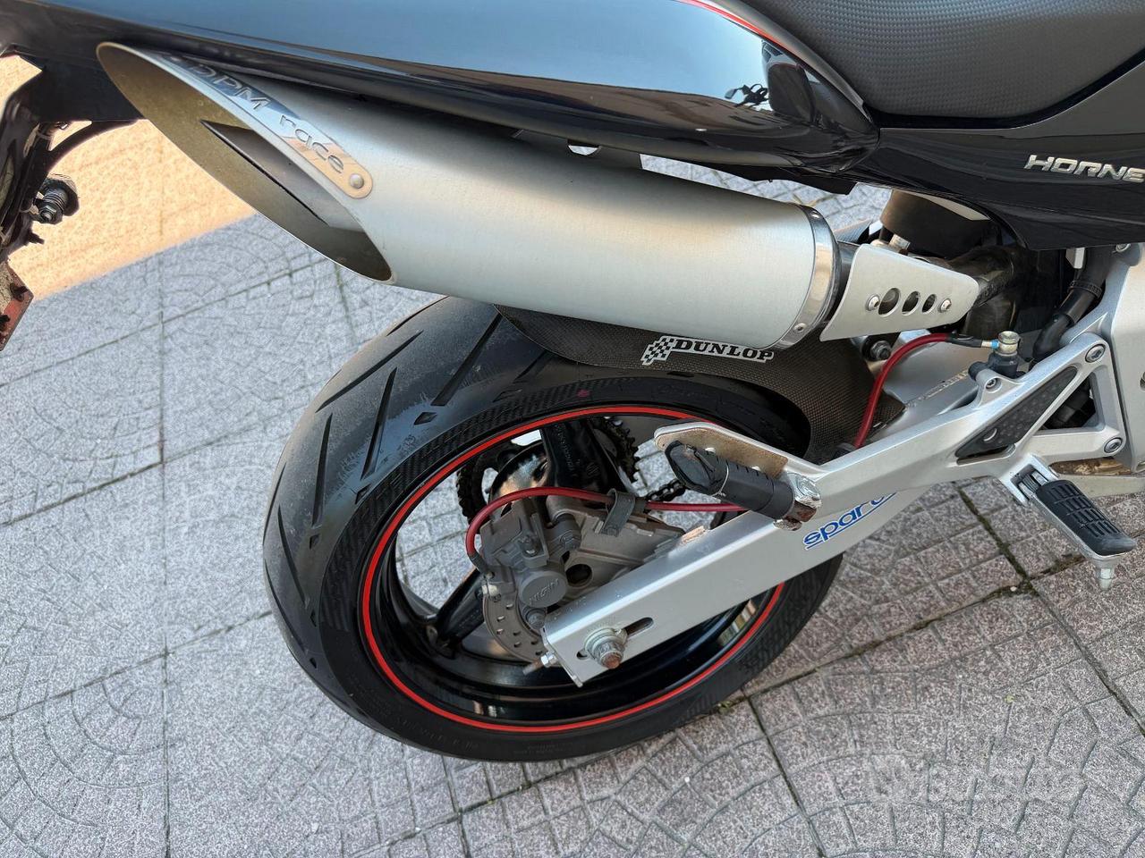 HORNET 600 CARBURATORI, SCARICO OMOLOGATO GOMME OK