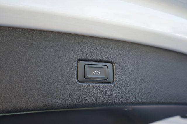 AUDI Q5 SPORTBACK 40 TDI quattro S tronic Business Advance
