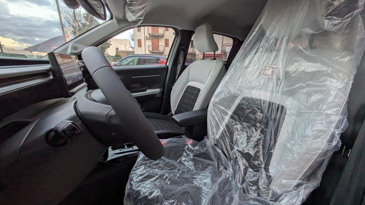 Citroen C3 110 HYBRID MAX KM0