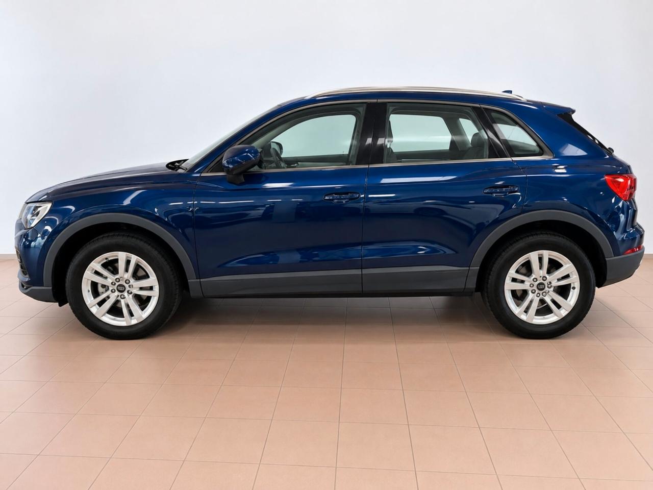 Audi Q3 35 TDI S tronic Business