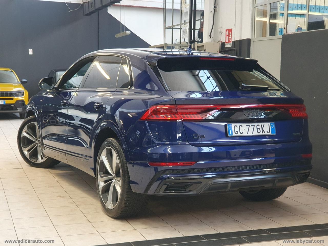 AUDI Q8 45 TDI quattro tiptronic S-line