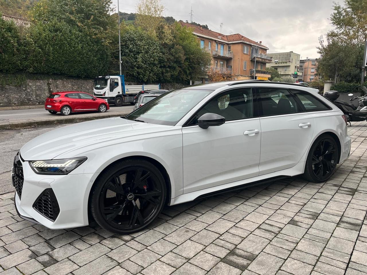 Audi RS6 RS 6 Avant 4.0 TFSI V8 quattro tiptronic