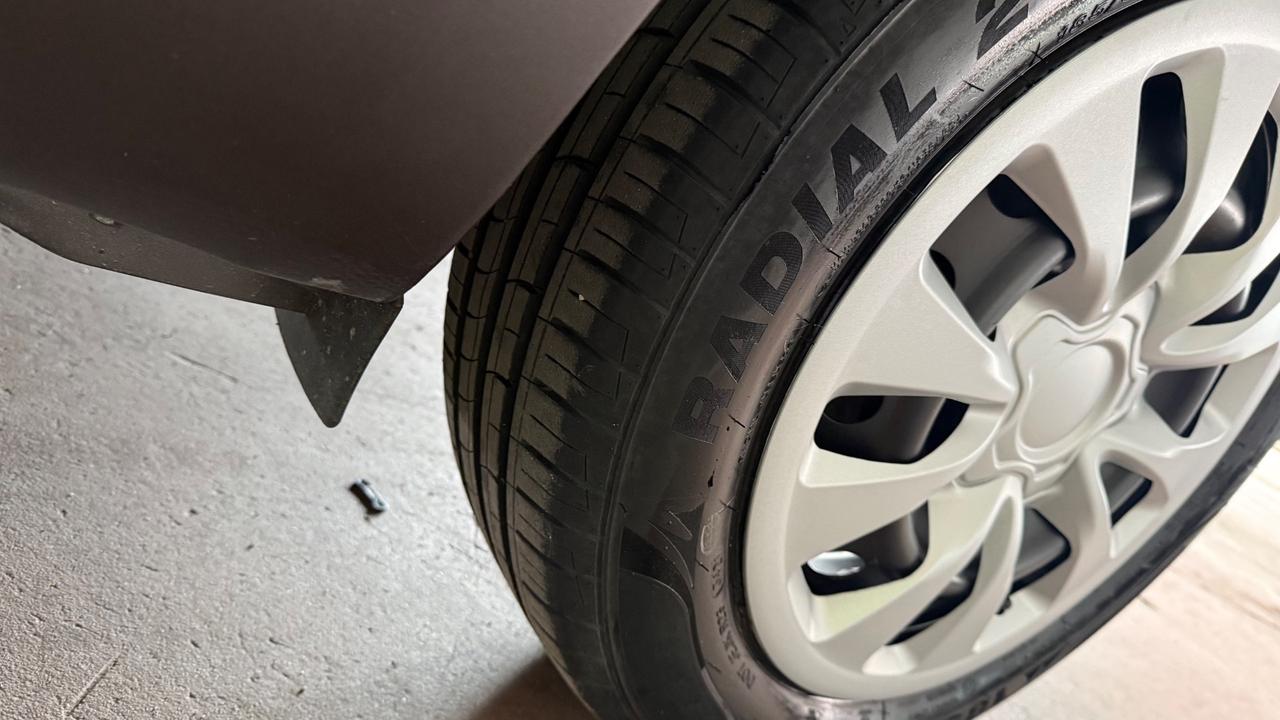 Toyota Yaris 1.3 5 porte Sol