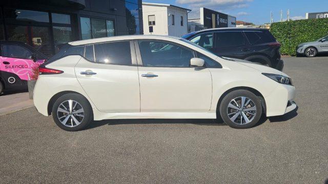NISSAN Leaf Acenta 40 kWh