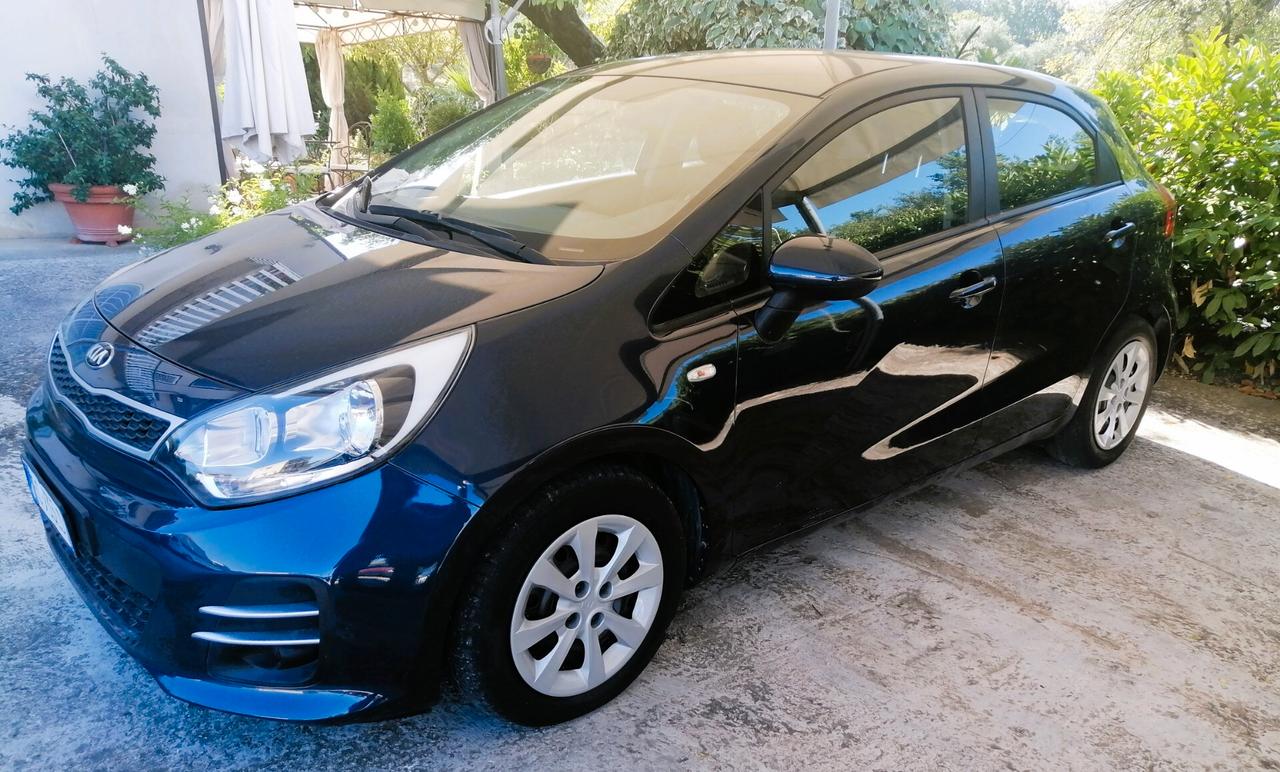 Kia Rio III 2016 5p 1.1 crd Active Style Pack E6