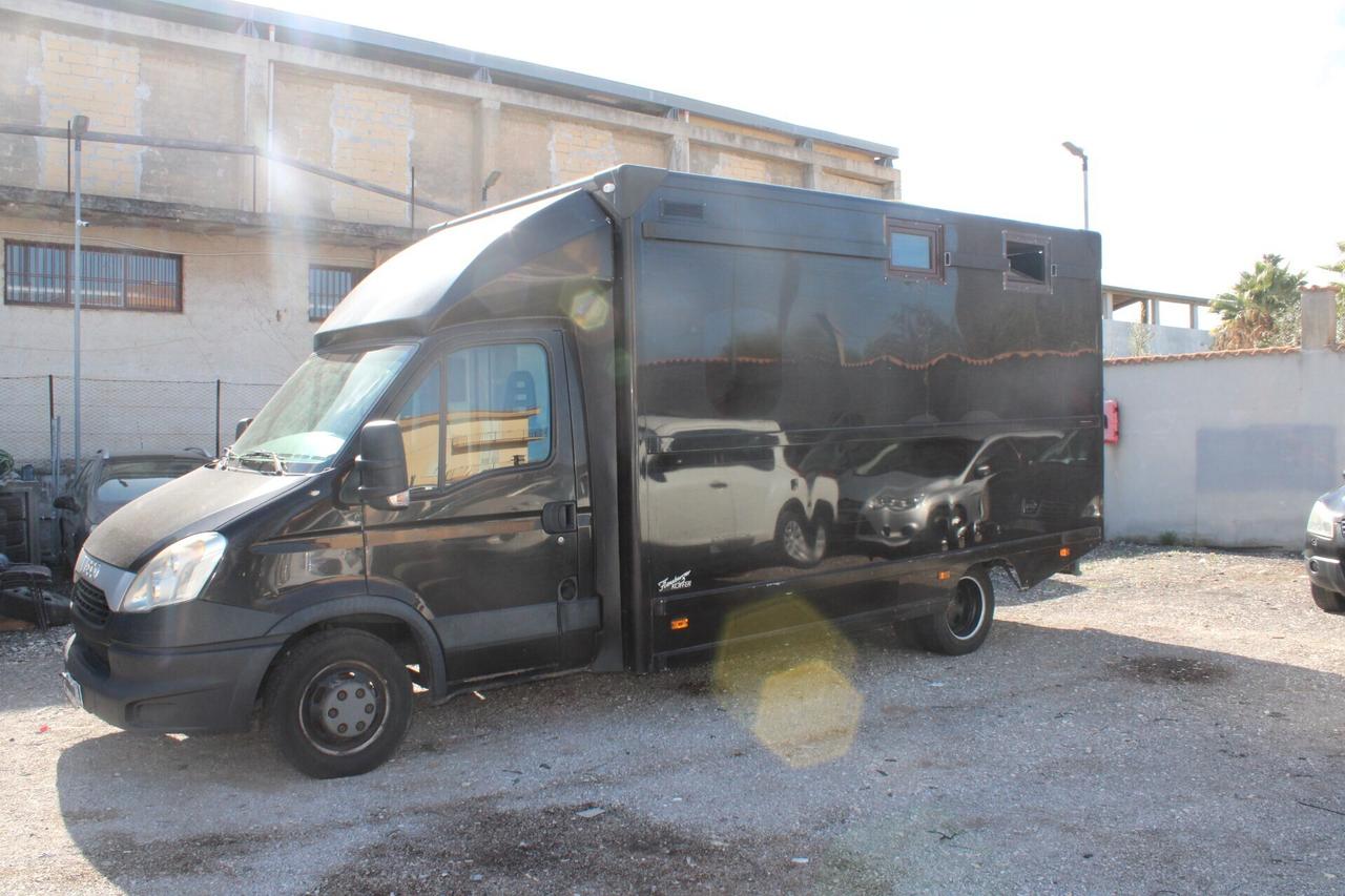 Iveco Daily 35C17LV BTor 3.0Y TASPORTO CAVALLI