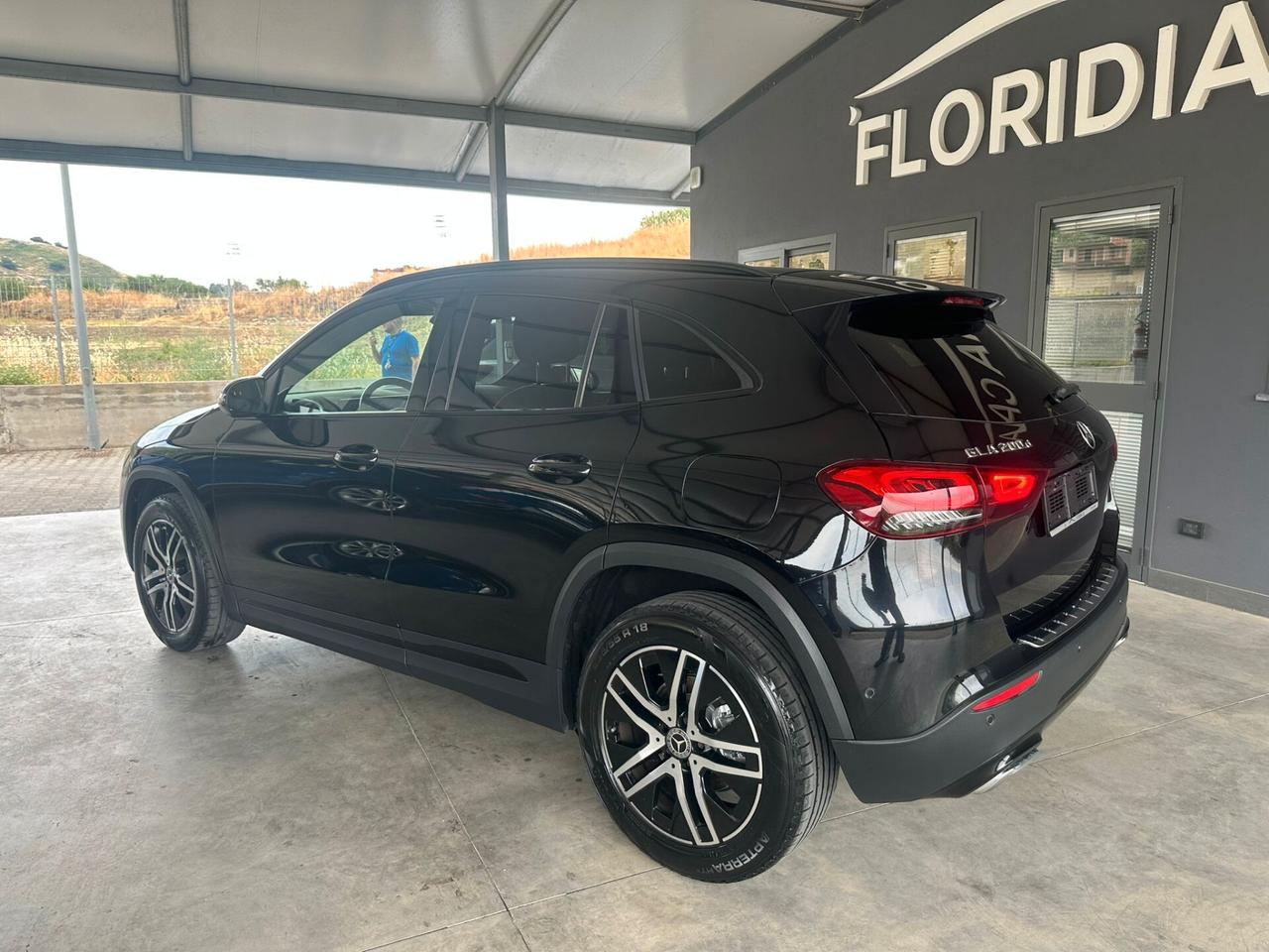MERCEDES GLA 200D 150CV SPORT PLUS NIGHT EDITION