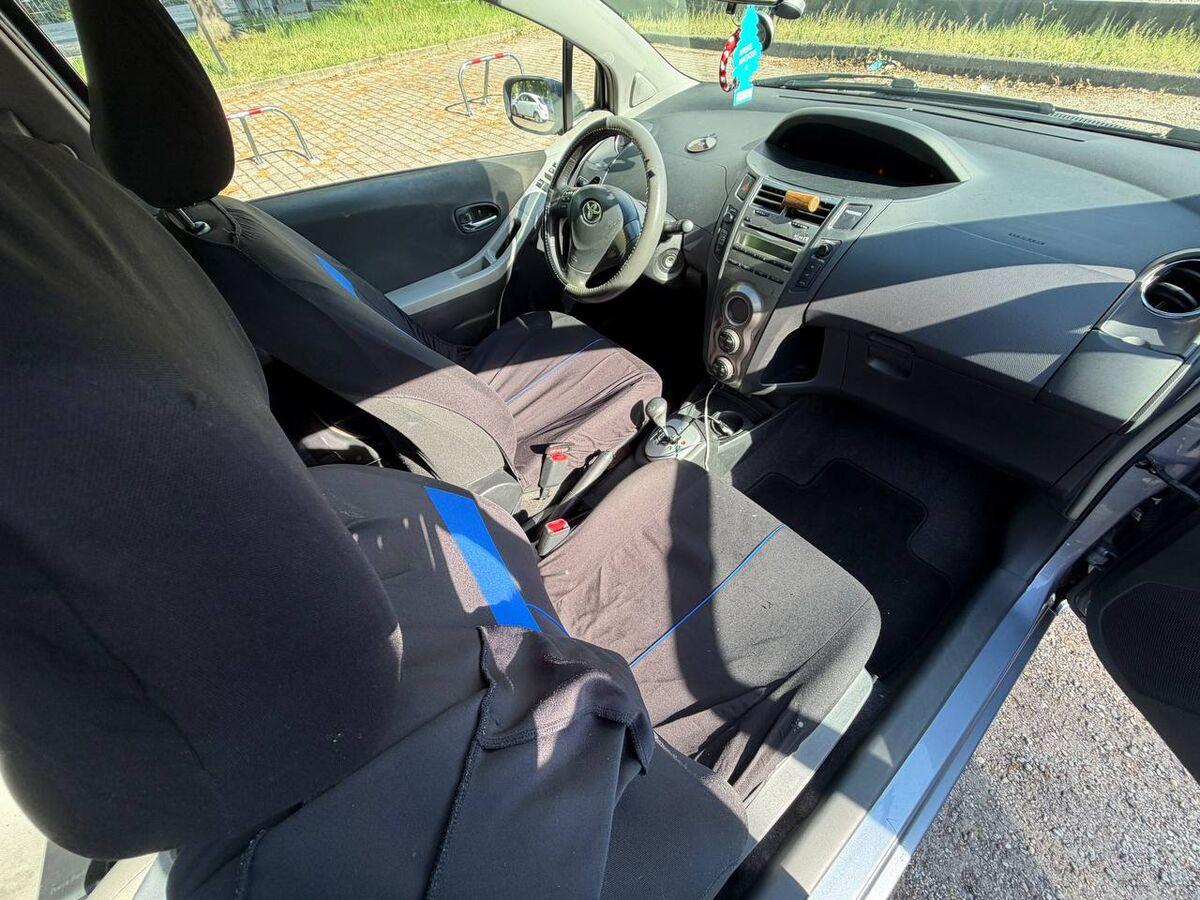 Toyota Yaris 3 Porte Yaris 1.3 (dual) Sol c Vsc+Trc 3p m-mt