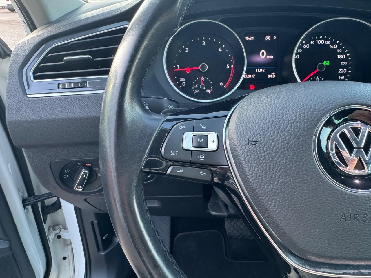 Volkswagen Tiguan 2.0 TDI SCR DSG 4MOTION Sport BMT