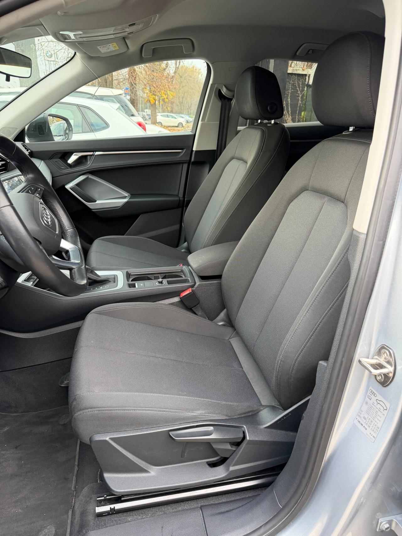 Audi Q3 SPB 45 TFSI quattro S tronic line edition