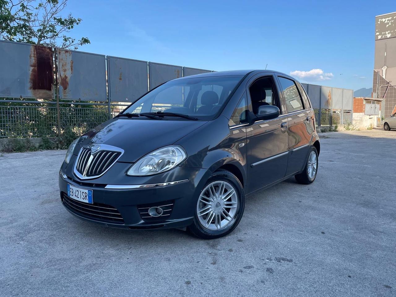 Lancia MUSA 1.3 Mjt 16V 95 CV S&S DPF Oro