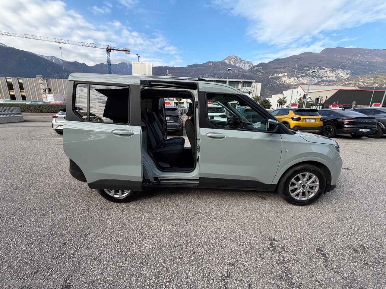 FORD Tourneo Courier 1.0 EcoBoost Pow. Tit. WINTER PACK