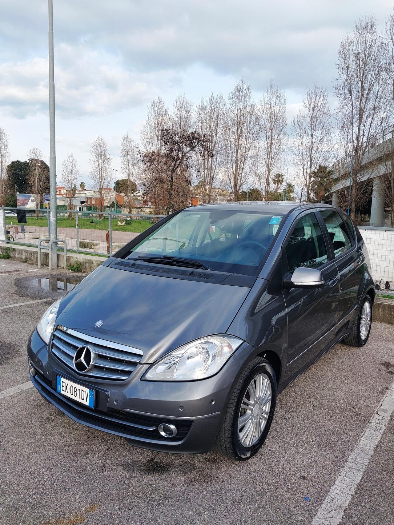 MERCEDES A 180 CDI ELEGANCE 10/2011