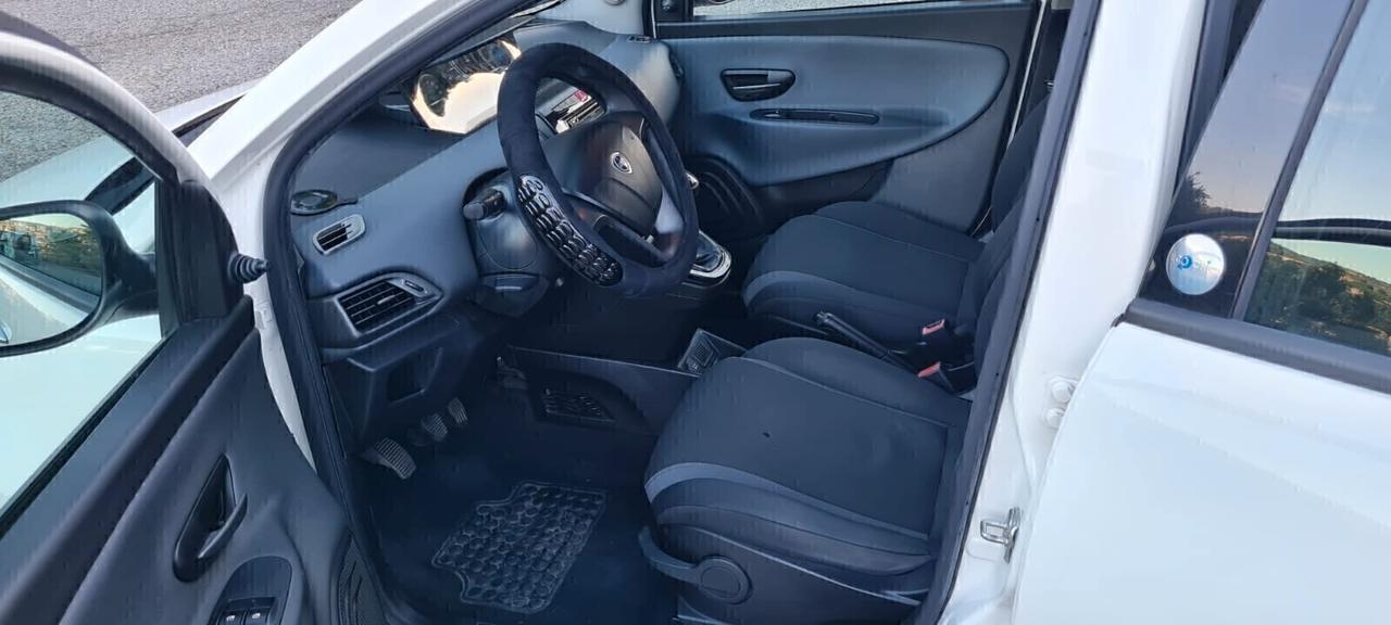 Lancia Ypsilon 1.2 69 CV 5p GPL Ecochic - 2016