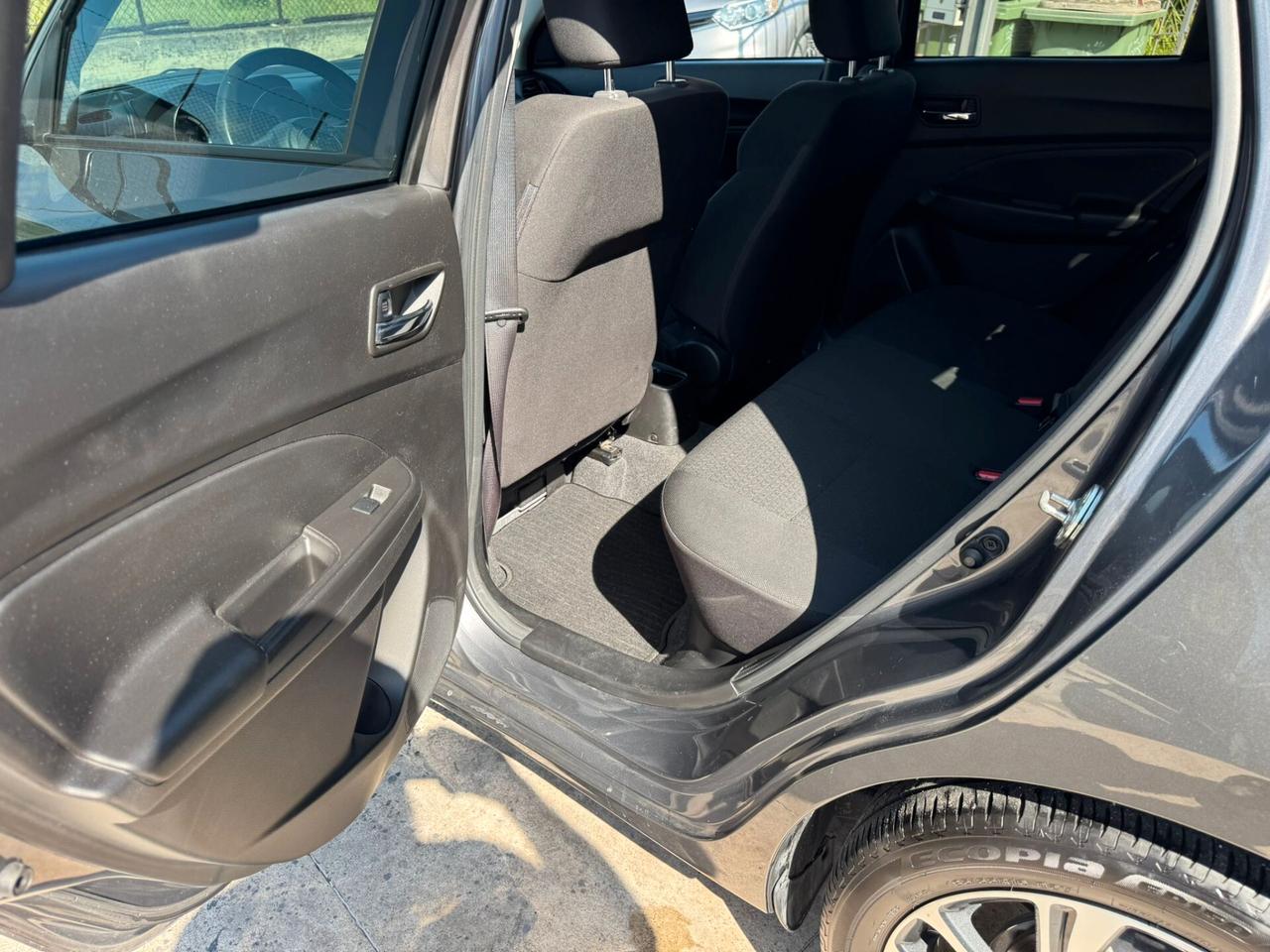 Suzuki Swift 1.2 Hybrid Top