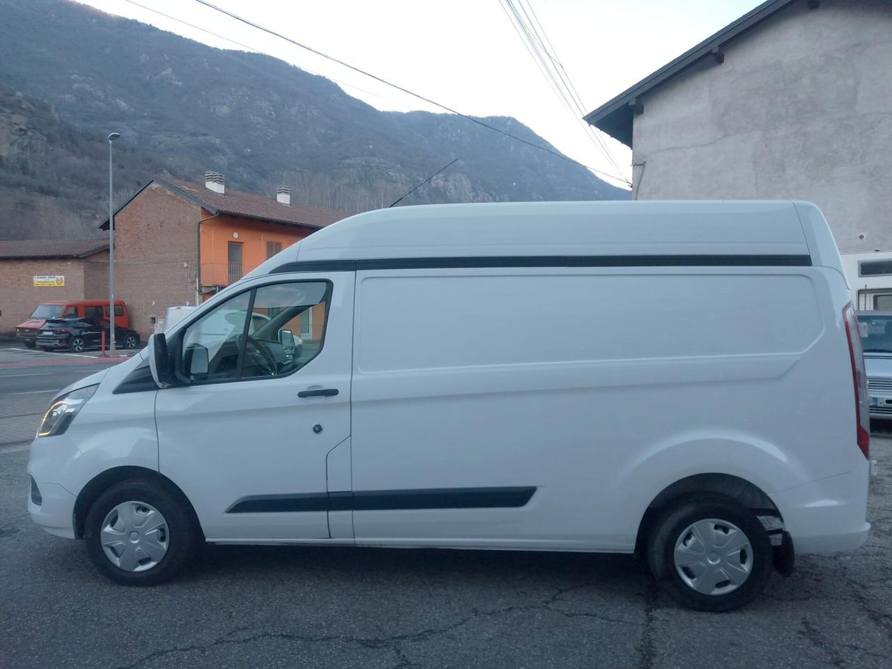Ford Transit Custom 280 2.0 EcoBlue Hybrid 130 PC Furgone Trend