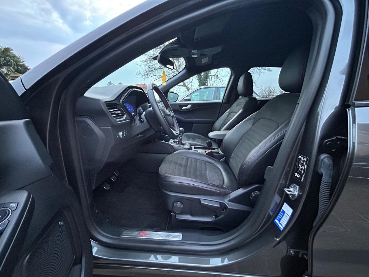 Ford Kuga ST-Line X benzina - no vincoli finanziari