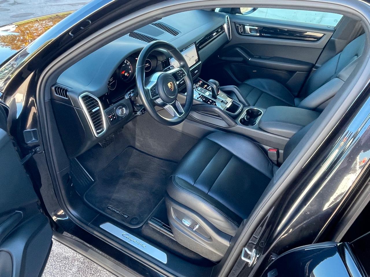 Porsche Cayenne 3.0 V6 tiptronic