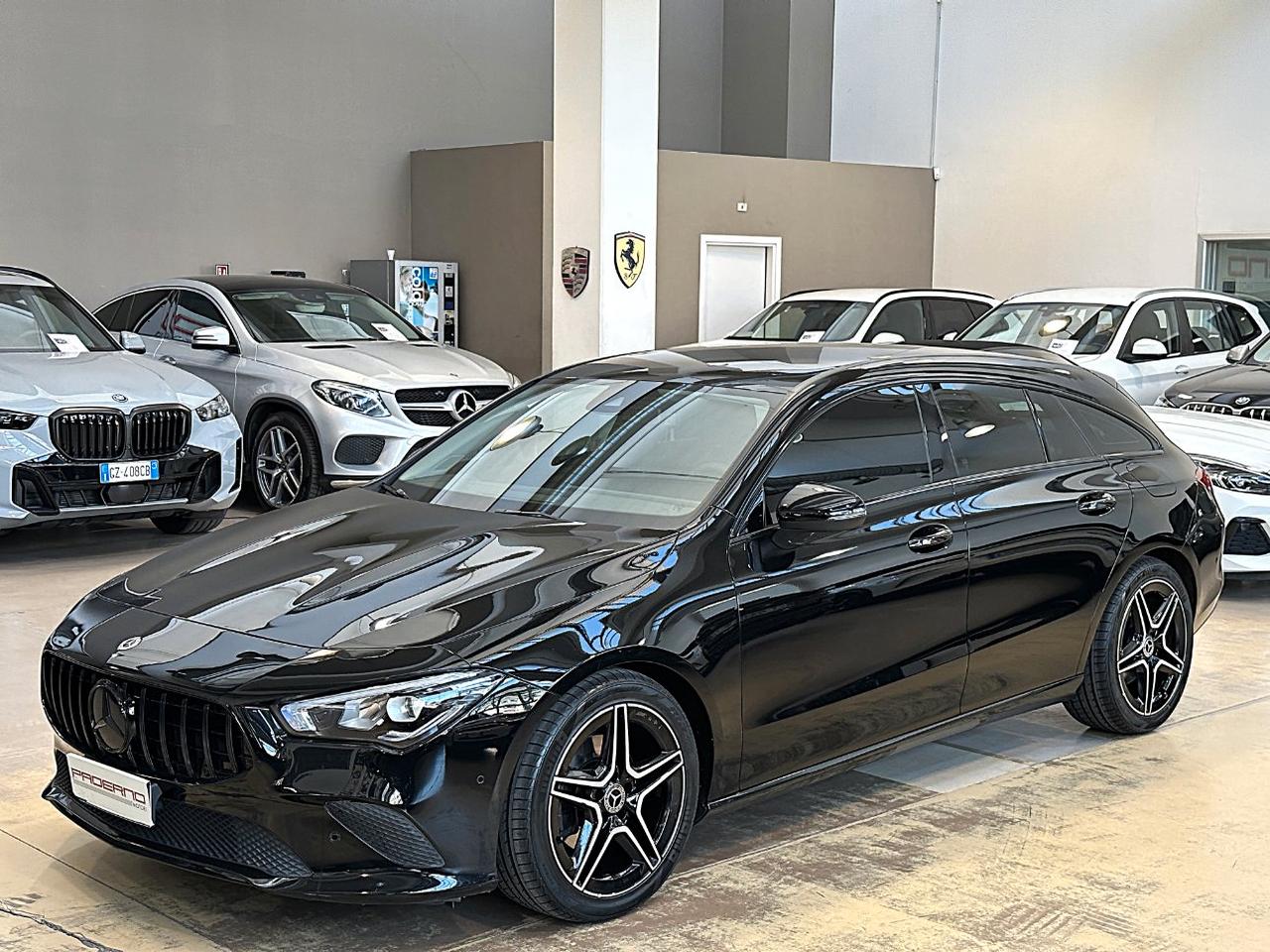 Mercedes CLA Shooting Brake 180 d Sport auto-LED-18"-Camera-Carplay-ACC