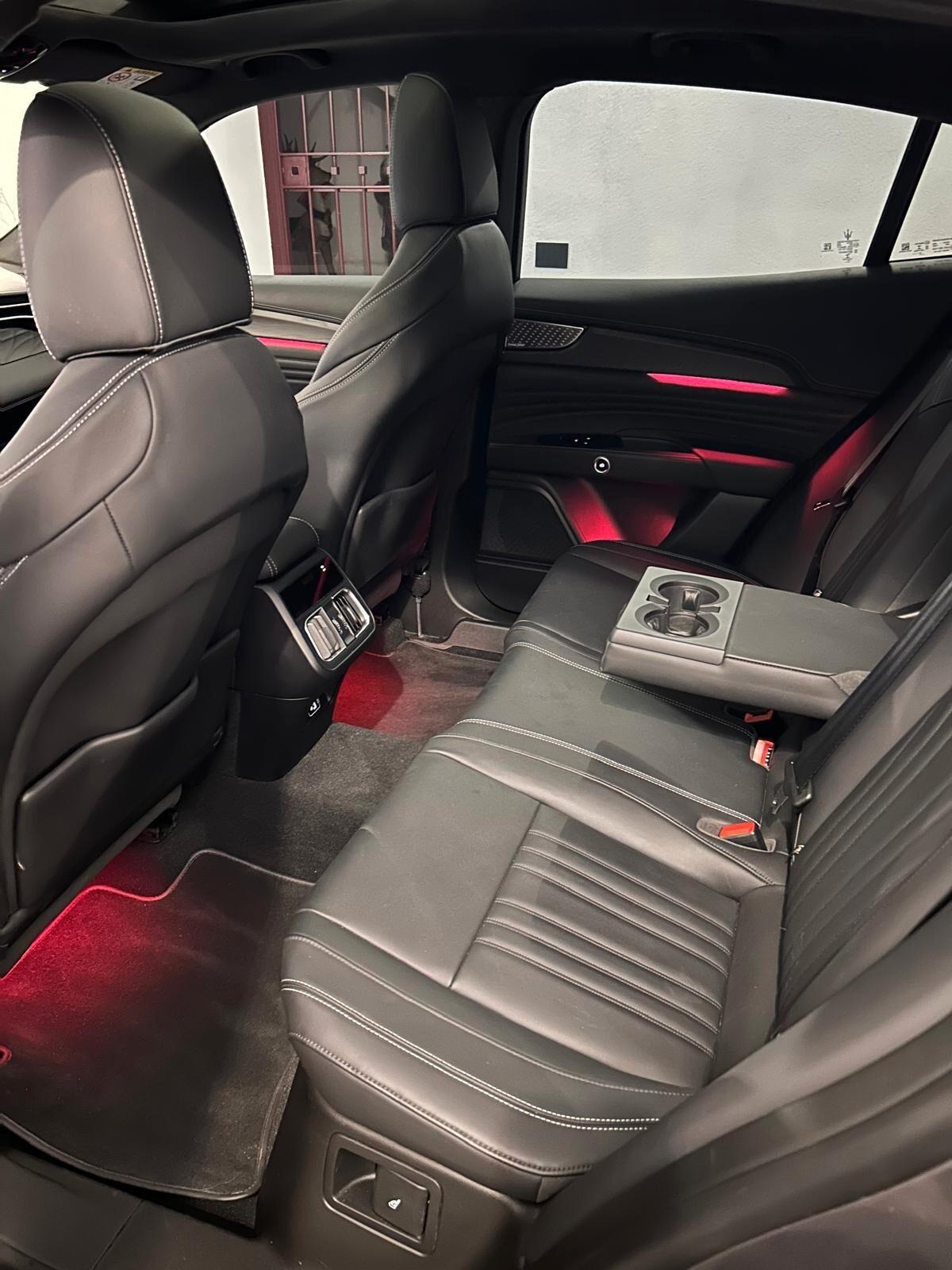 Maserati Grecale MODENA 330CV IVA ESPOSTA