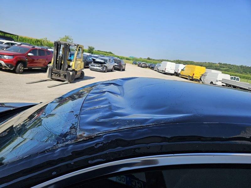 Volkswagen T-Roc 1.0 TSI Business - INCIDENTATA