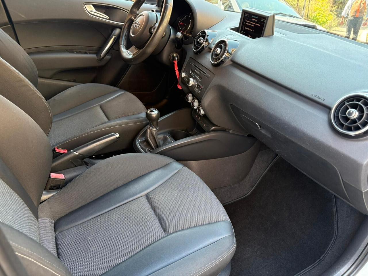 Audi A1 SPB 1.6 TDI 105 CV Ambition