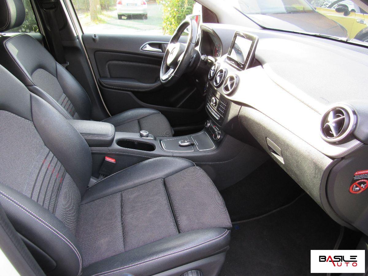 MERCEDES - Classe B - B 180 d Automatic Premium