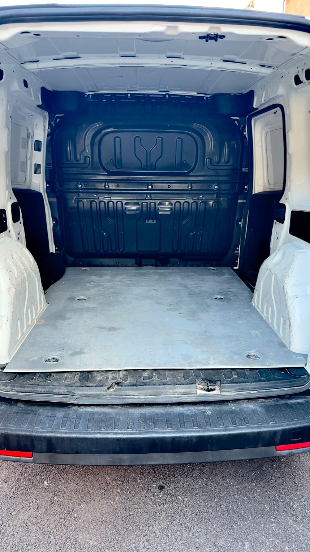 Fiat Doblo Doblò 1.6 MJT 105CV S&S PC-TN Cargo Trekking