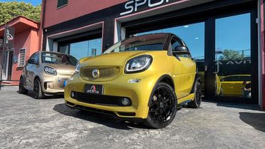 Smart fortwo coupe PROMO 275,00 EURO MENSILI BRABUS STYLE CERCHI 17 LED RETROCAMERA