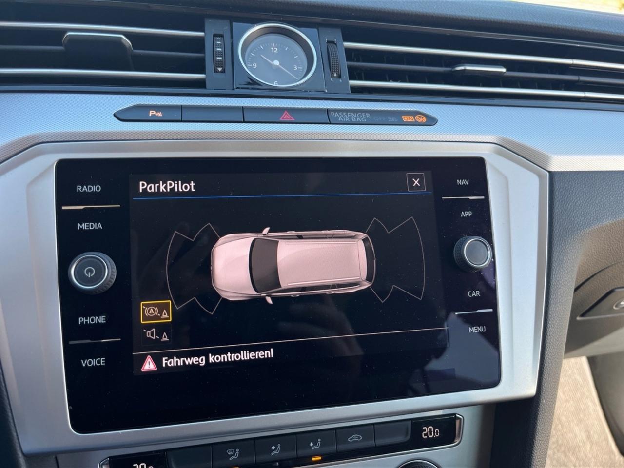 Volkswagen Passat variant 2.0 tdi comfortline 150cv dsg