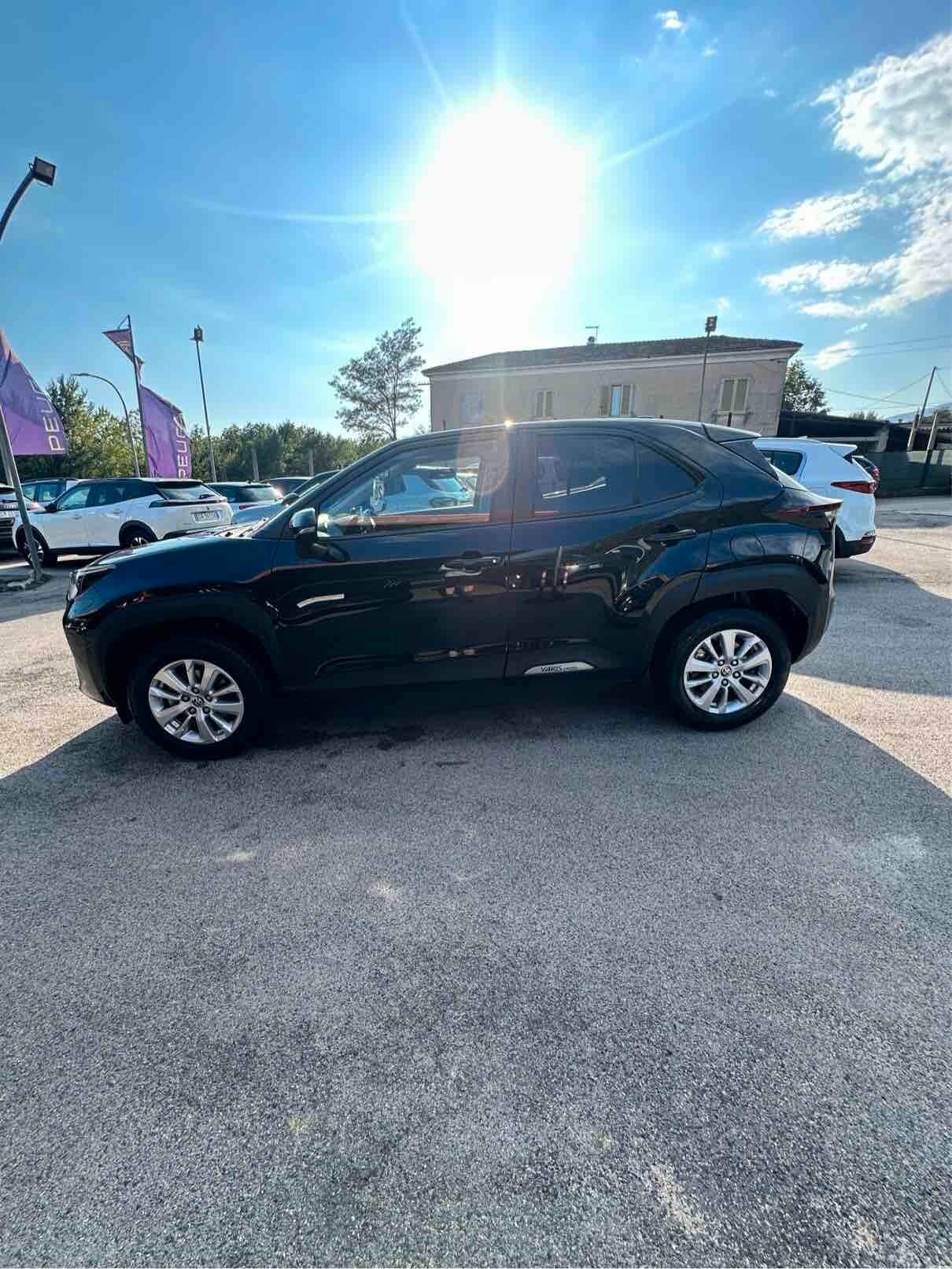 Toyota Yaris Cross 1.5 Hybrid 5p. E-CVT Business