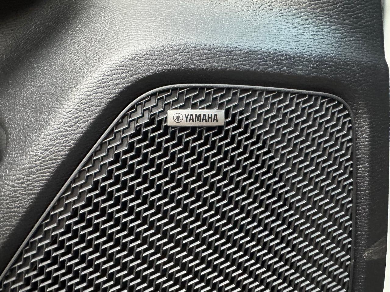 Mitsubishi Outlander 2.4 phev Intense con 8 Anni di Garanzia