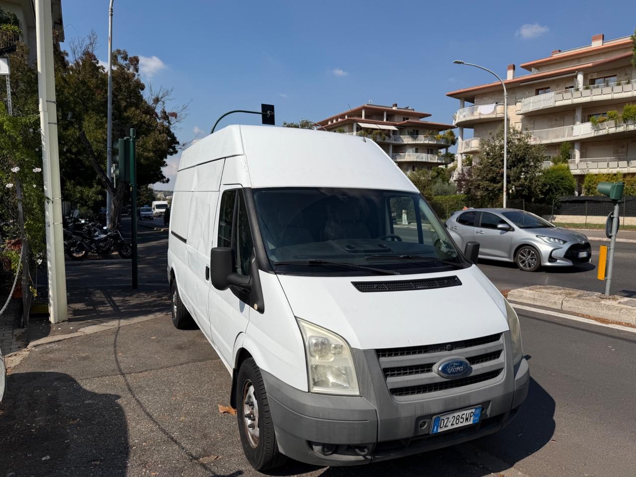 Ford Transit Courier 350l VAN 2.2.