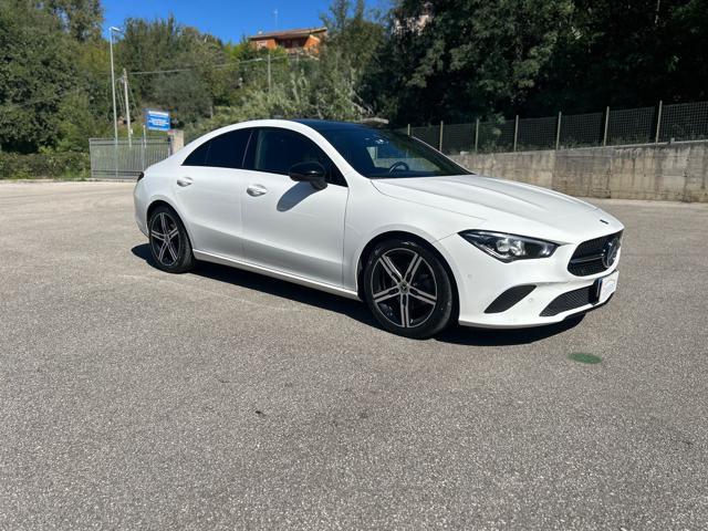 MERCEDES-BENZ CLA 180 Spot CLA 180 D