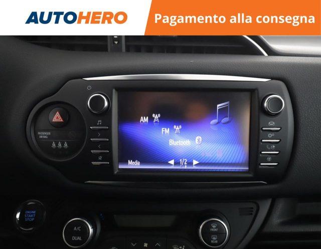 TOYOTA Yaris 1.5 5 porte Lounge