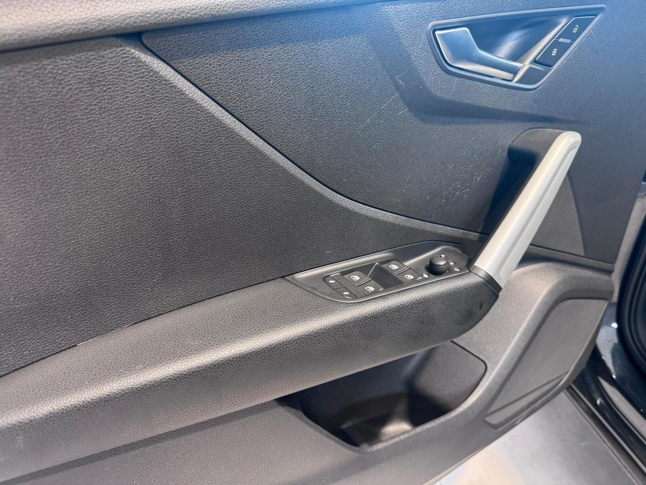 Audi Q2 30 TDI S tronic Business