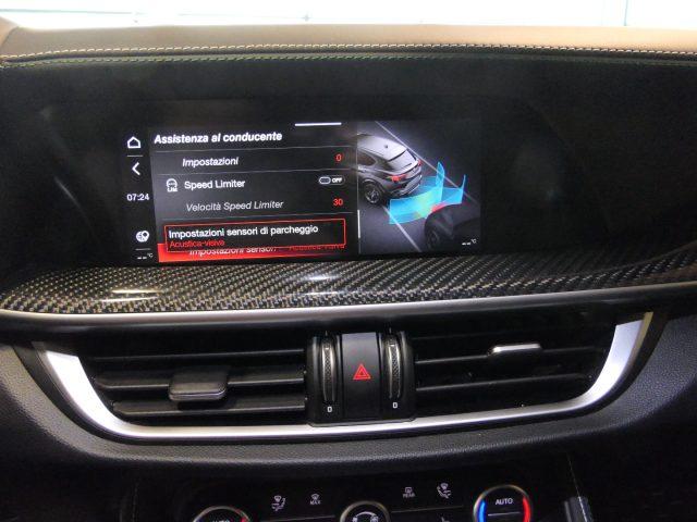 ALFA ROMEO Stelvio 2.9 Bi-Turbo V6 510 CV QV CARBO-AKRAPOVIC