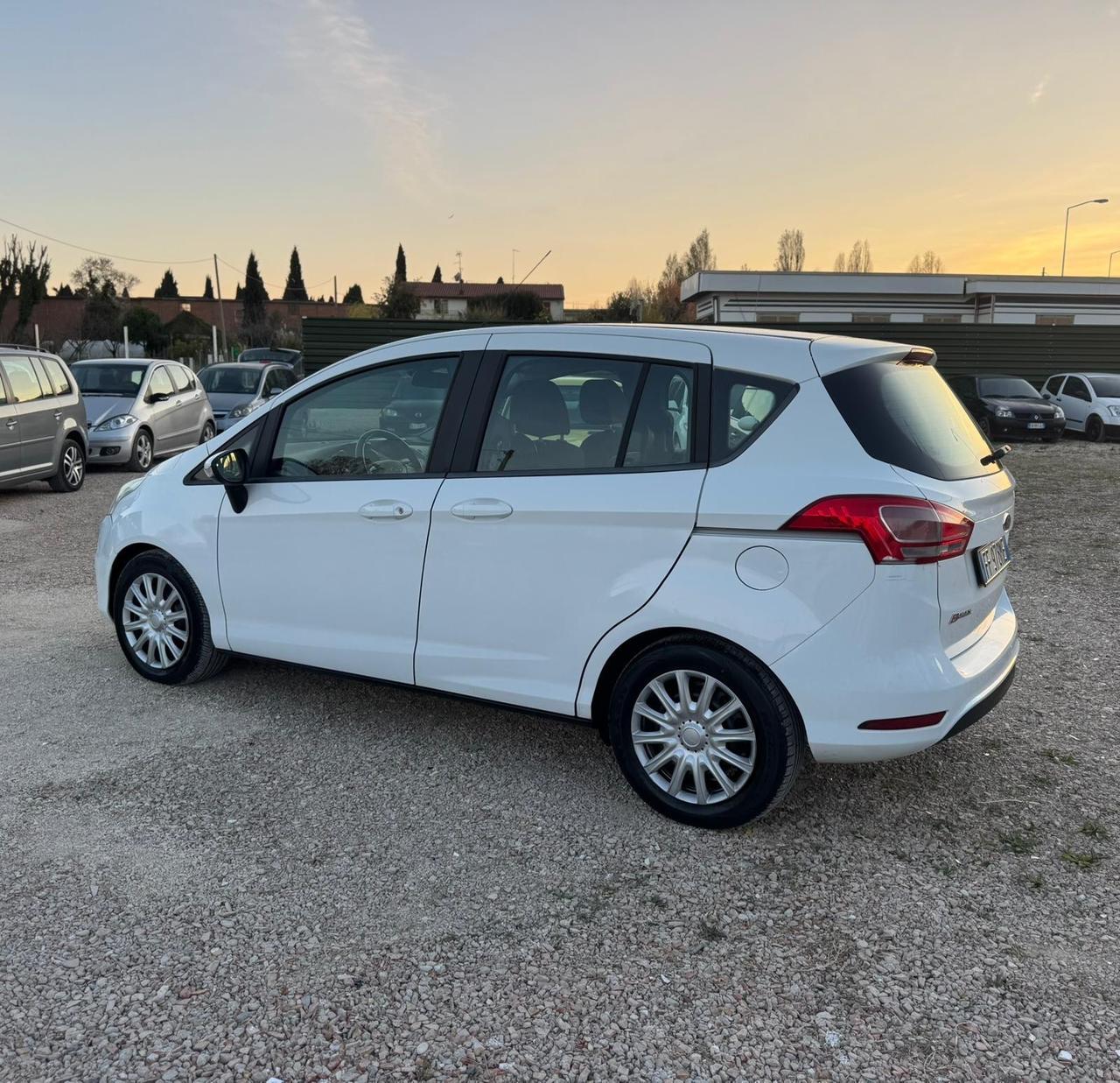 Ford B-Max 1.4 90 CV GPL Business Titanium