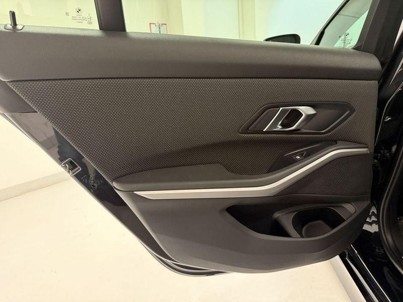 BMW Serie 3 318d Touring Business Advantage Steptronic