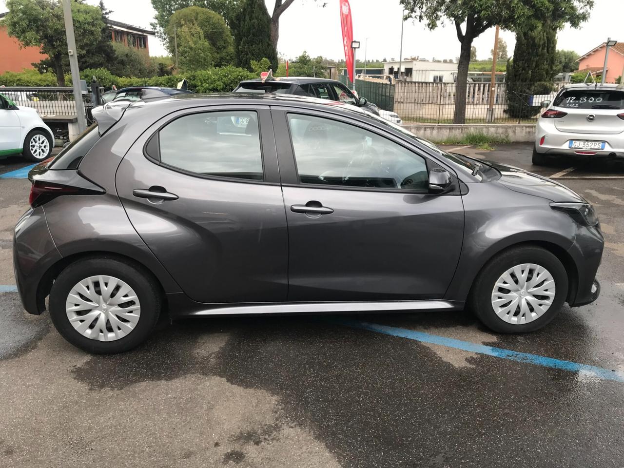 Toyota Yaris 1.5 Hybrid 5 porte Business