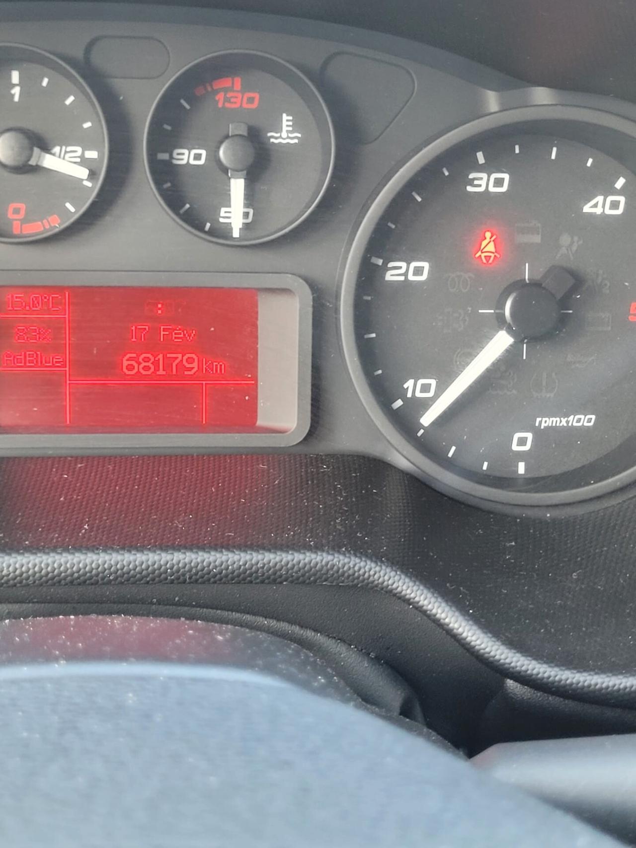 IVECO DAILY 35-160 3.0 (68.179 km)