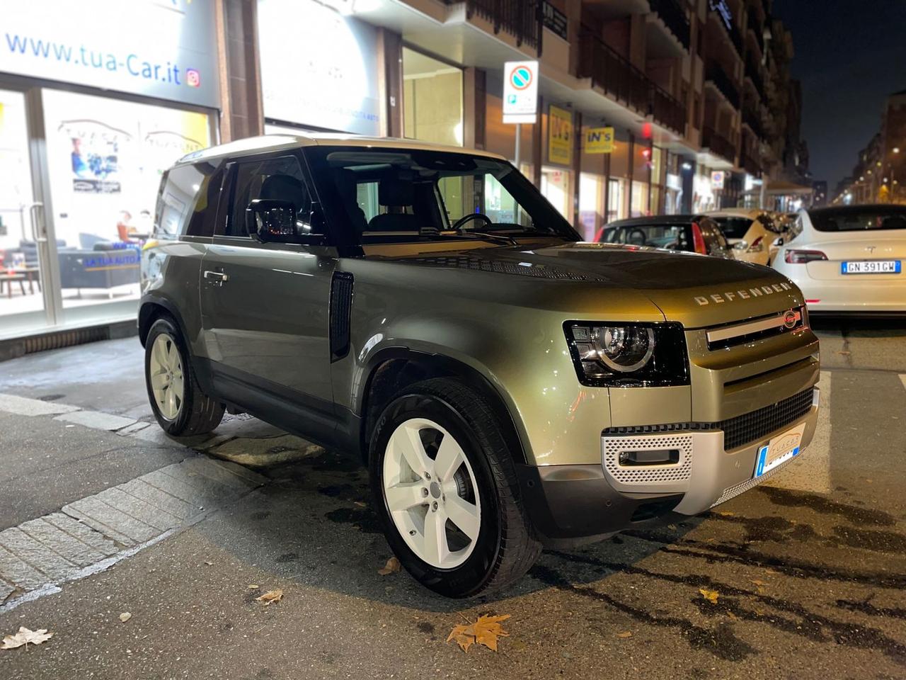 Land Rover Defender 90 3.0D I6